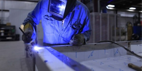 5 Reasons Why You Should Be Using Digital Marketing in Manufacturing