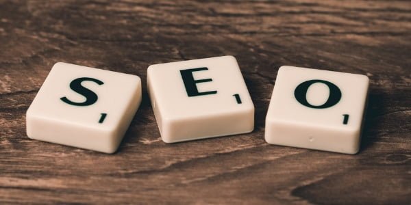 3D scrabble pieces spelling SEO